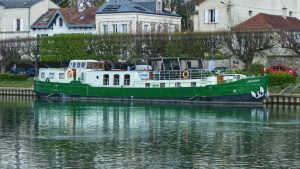 La Seine en bateau-mouche.

